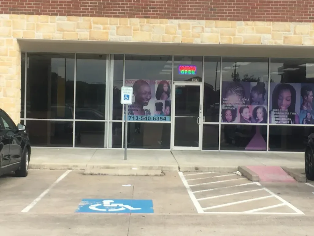 Chocolate City Hair Braiding — Hair salon in Pearland